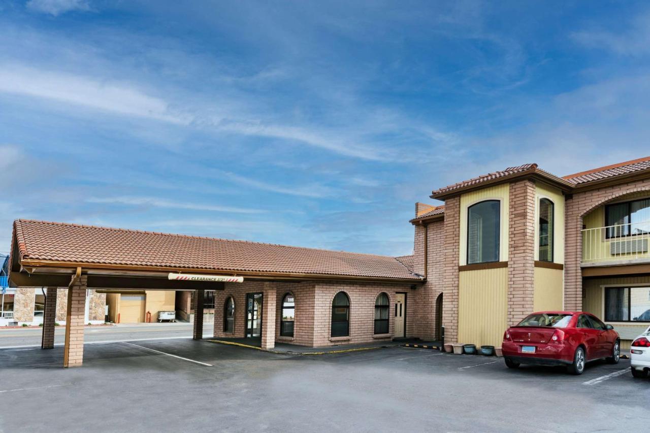 Days Inn By Wyndham Winnemucca Exterior photo