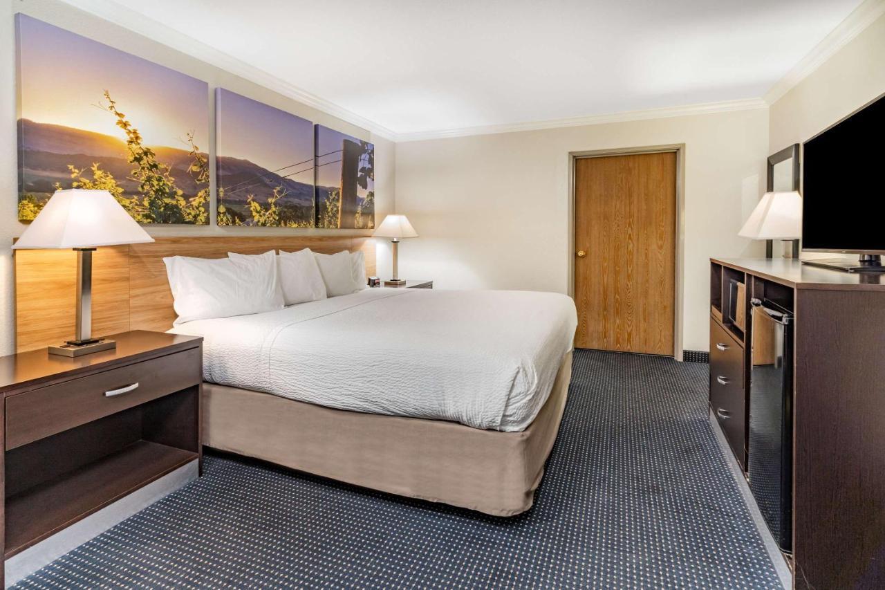 Days Inn By Wyndham Winnemucca Exterior photo