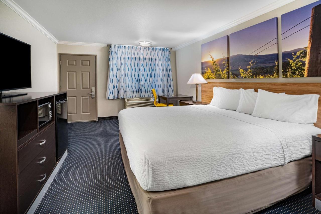 Days Inn By Wyndham Winnemucca Exterior photo
